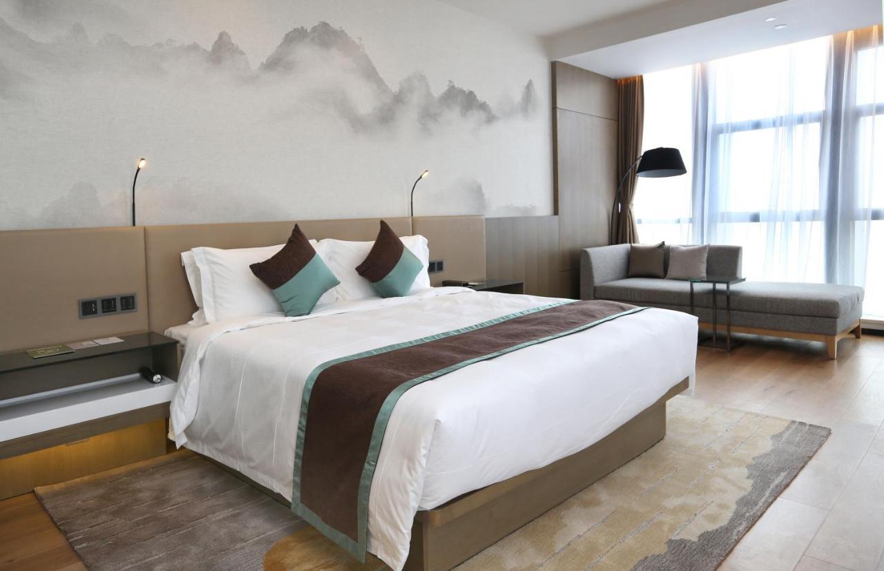 Novotel Deqing Экстерьер фото