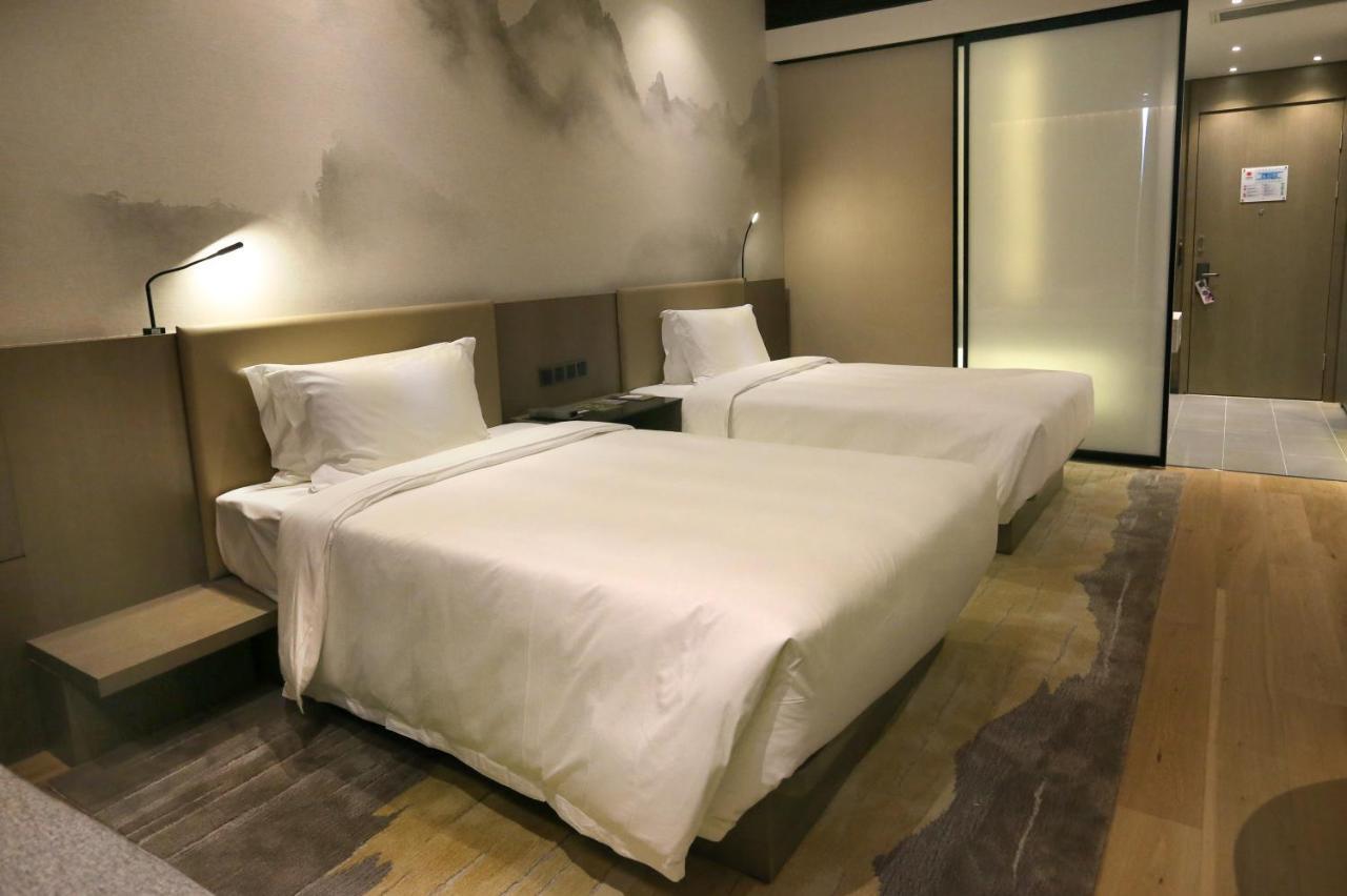 Novotel Deqing Экстерьер фото